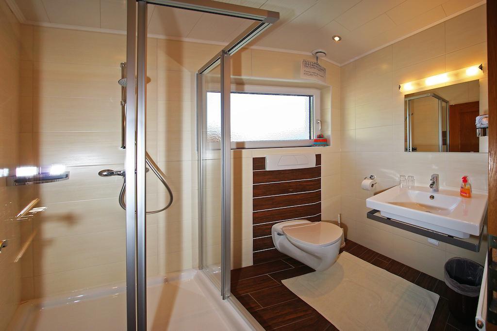 Ferienwohnungen Appartements Patscheider Финкенберг Стая снимка